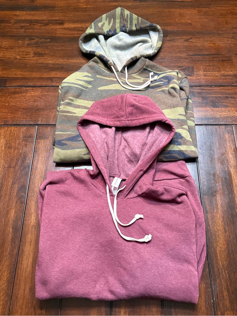Set of 2 Cozy Fall Hoodies, Size L